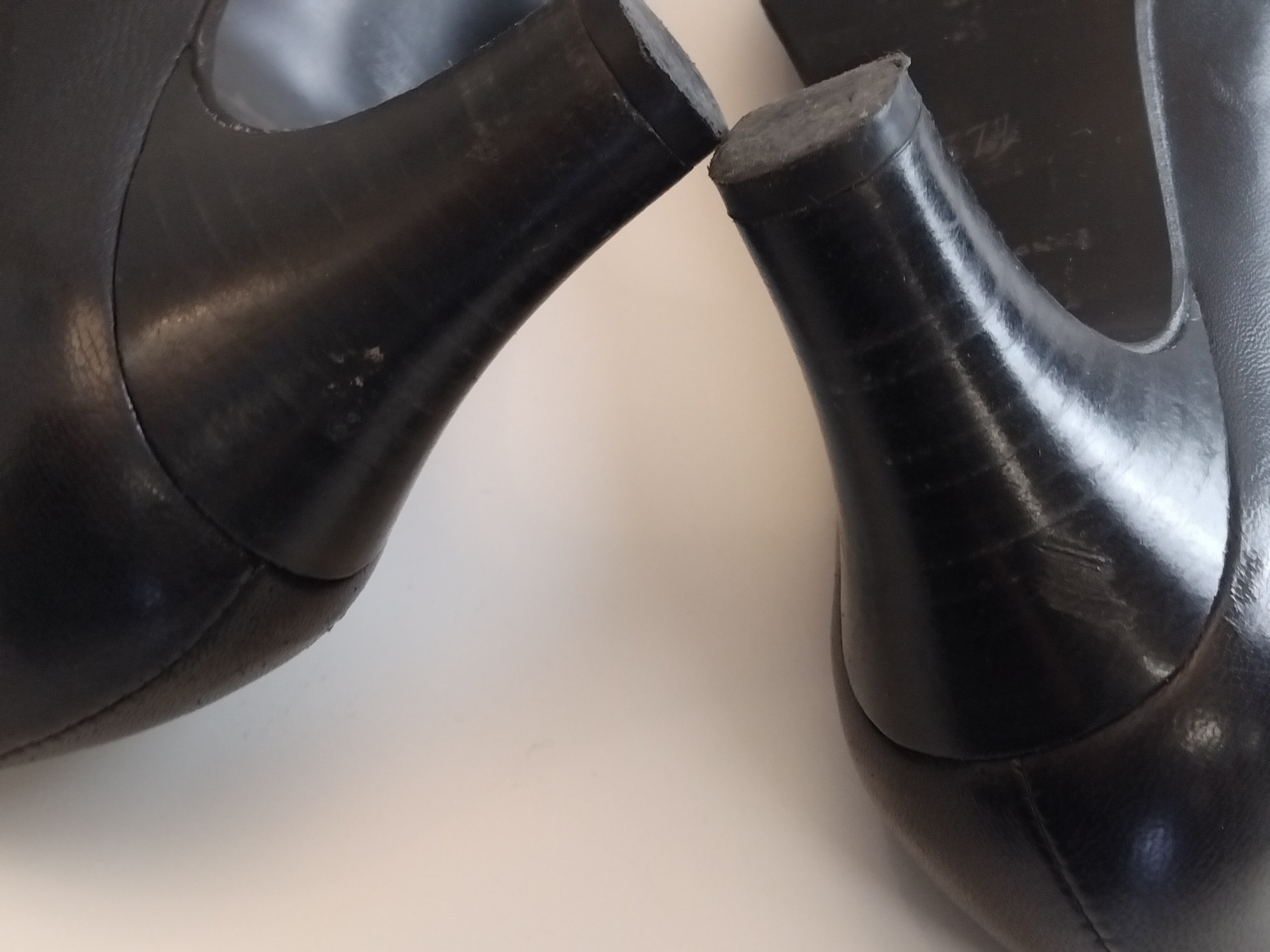 By Billi Bi Pumps
